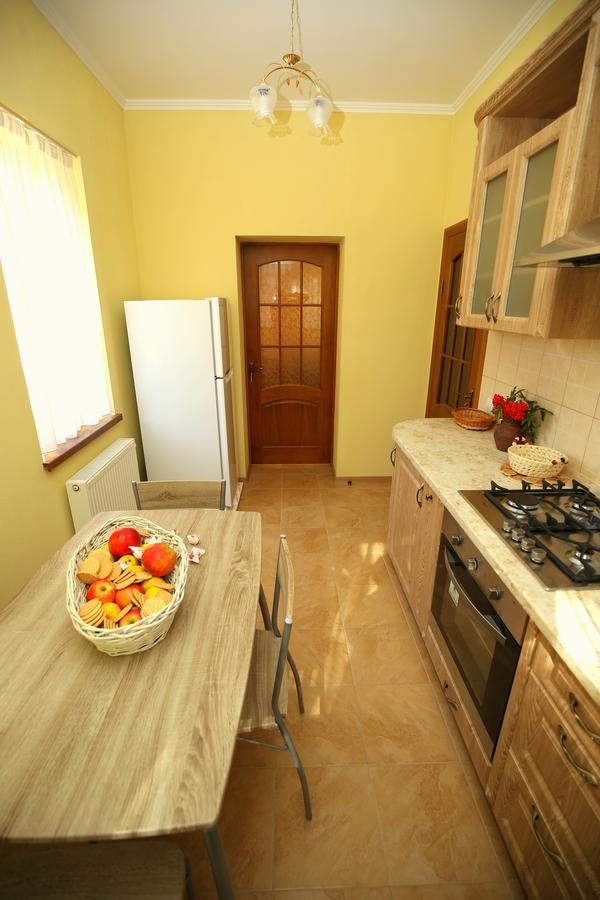 Пори Року Guest House Sinyak  Exterior photo